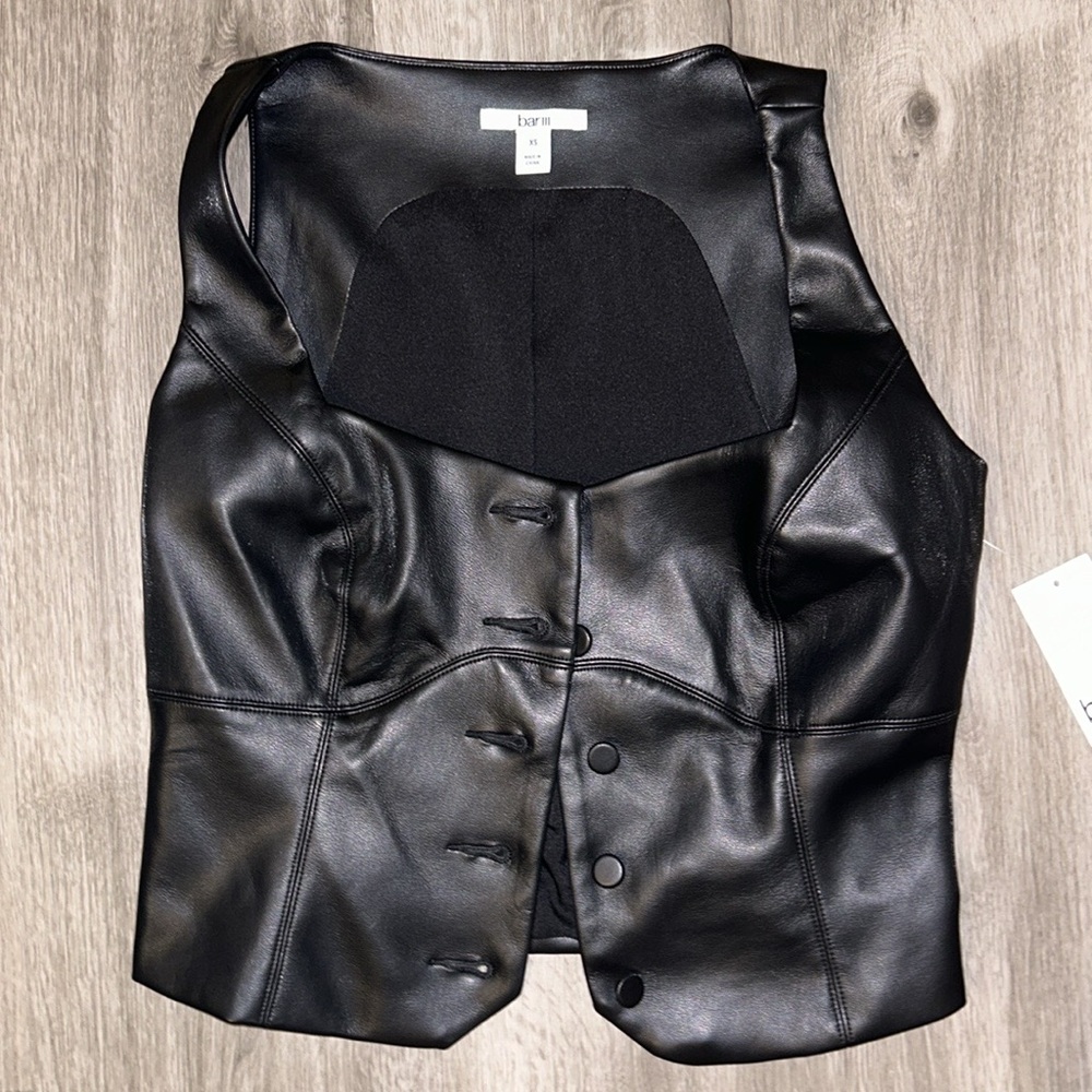 💜Firm Price💜 Bar III button up faux leather tank top - Picture 6 of 11